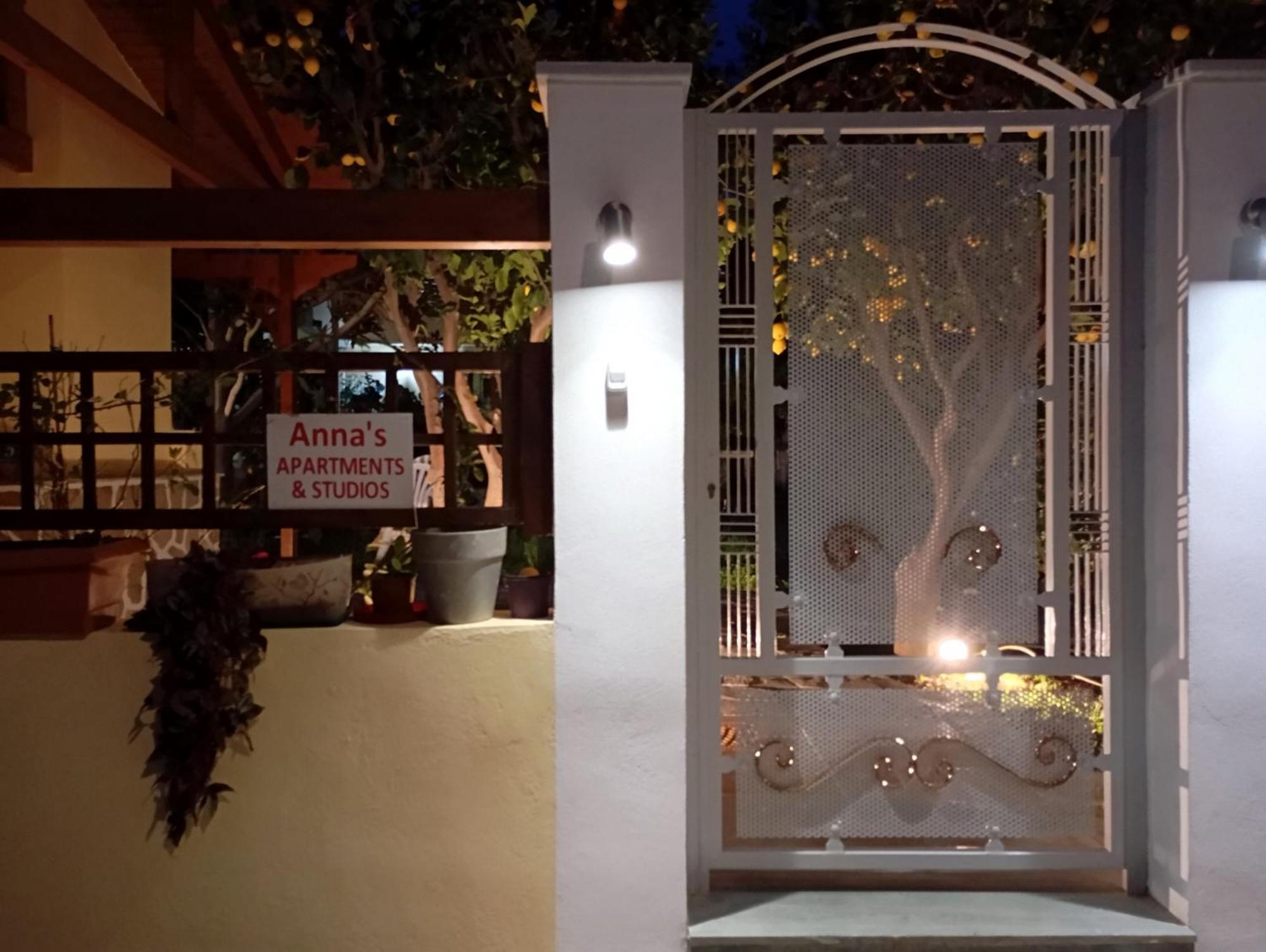 Anna'S Apartment And Studio Artemida  Exterior photo